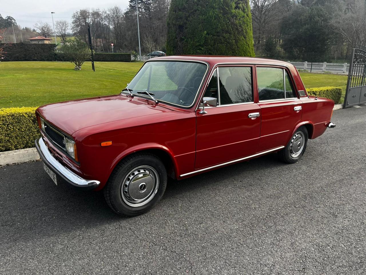 SEAT 124 LS SPECIAL