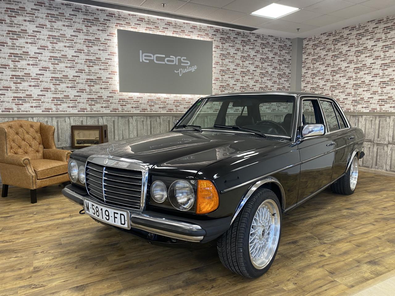 MERCEDES 300D