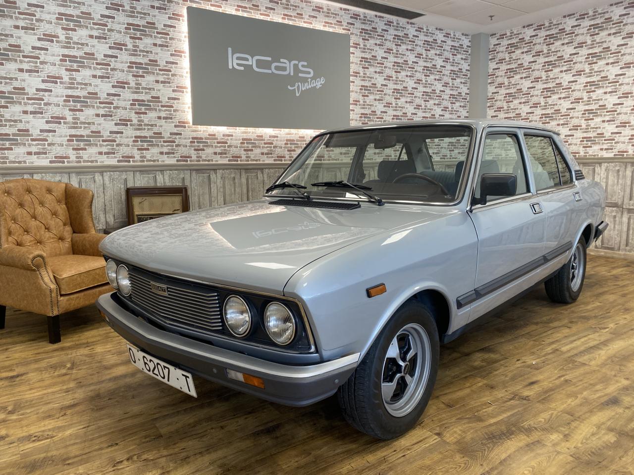 SEAT 132 2000